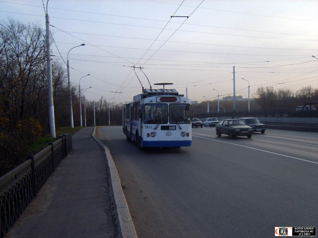13 троллейбус уфа маршрут. Троллейбус БТЗ Рязань. Троллейбус БТЗ 5276 Москва. Троллейбус БТЗ СПБ. БТЗ-5276-04 кабина.